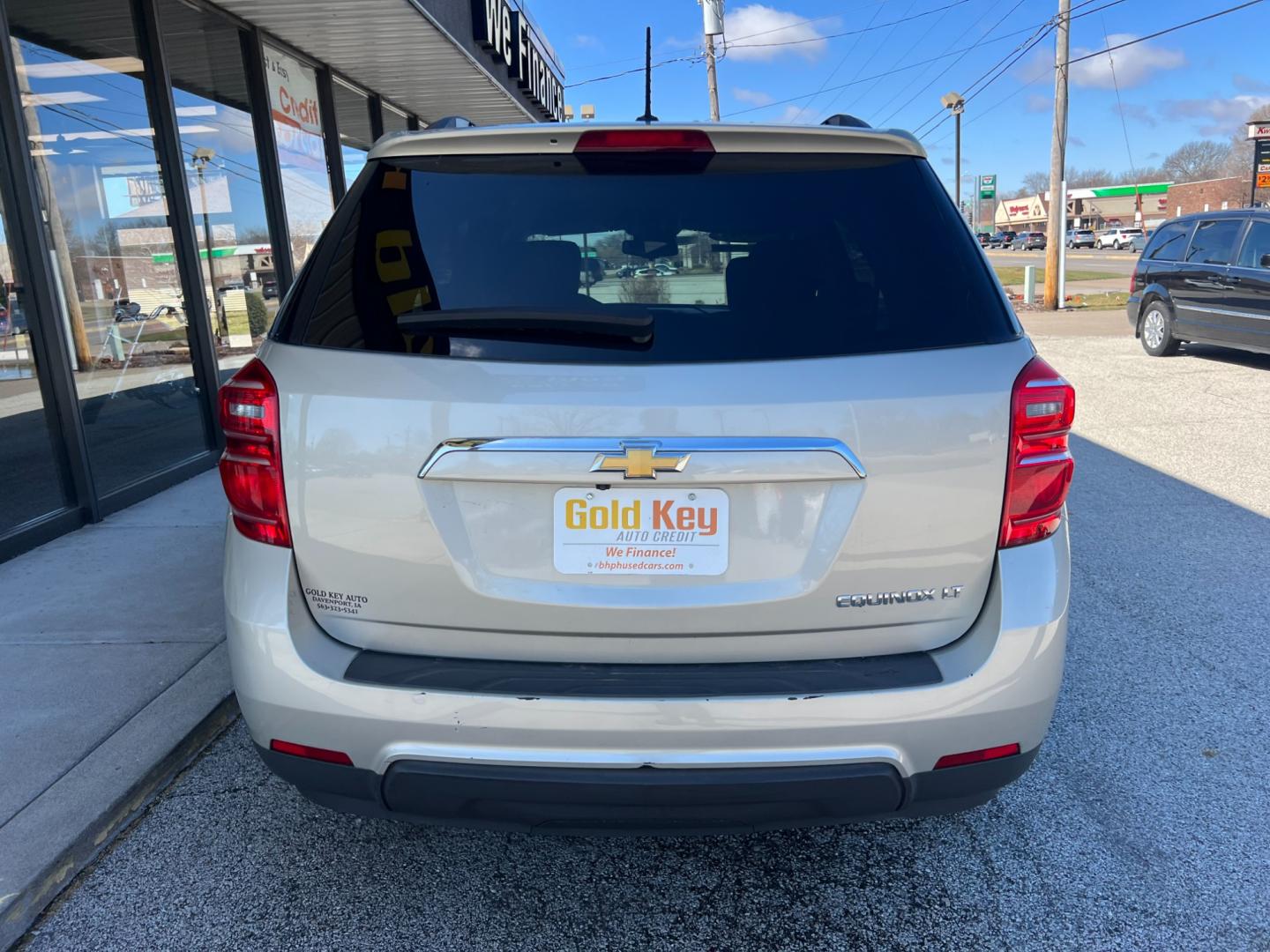 2016 Champagne Silver Met Chevrolet Equinox LT 2WD (2GNALCEK3G1) with an 2.4L L4 DOHC 16V FFV engine, 6-Speed Automatic transmission, located at 1633 W Kimberly, Davenport, IA, 52806, (563) 323-5341, 41.559456, -90.598732 - Photo#3